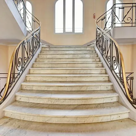 Miramar Premium 2 Bedroom 2 Bath Balcony Sea View By Olam Properties קאן
